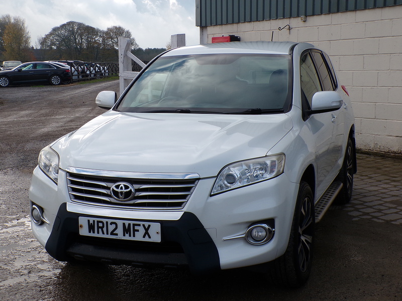 Toyota RAV4 D-4D XT-R - U1720