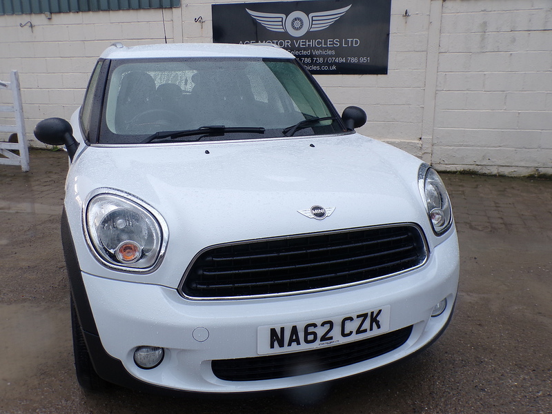 MINI Countryman One D - U1723