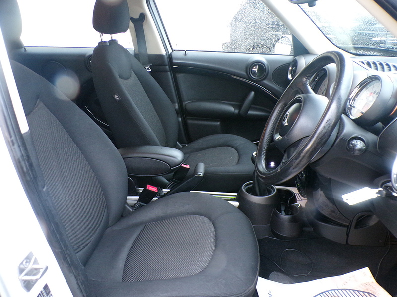 MINI Countryman One D - U1723