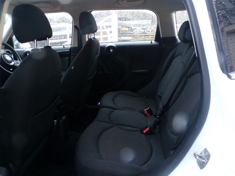 MINI Countryman One D - U1723