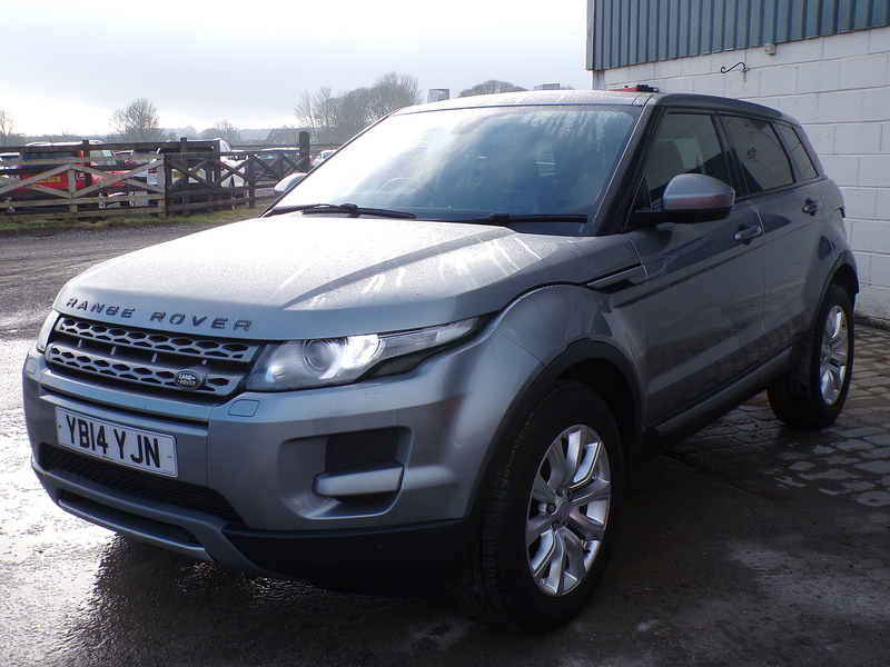 Land Rover Range Rover Evoque SD4 Pure Tech - U1735