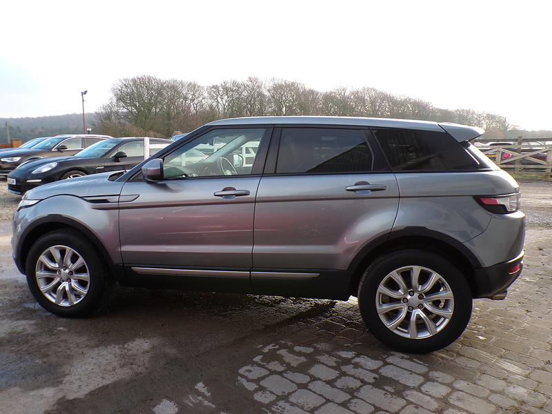 Land Rover Range Rover Evoque SD4 Pure Tech - U1735