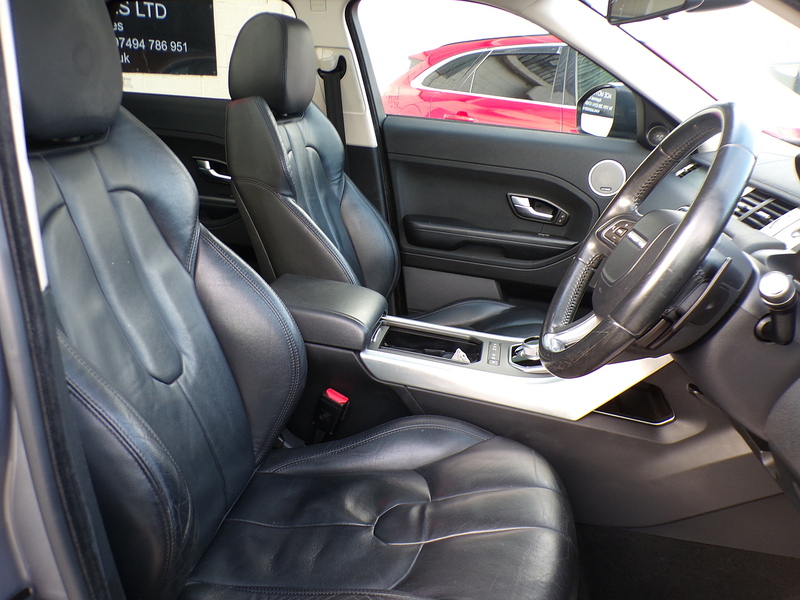 Land Rover Range Rover Evoque SD4 Pure Tech - U1735