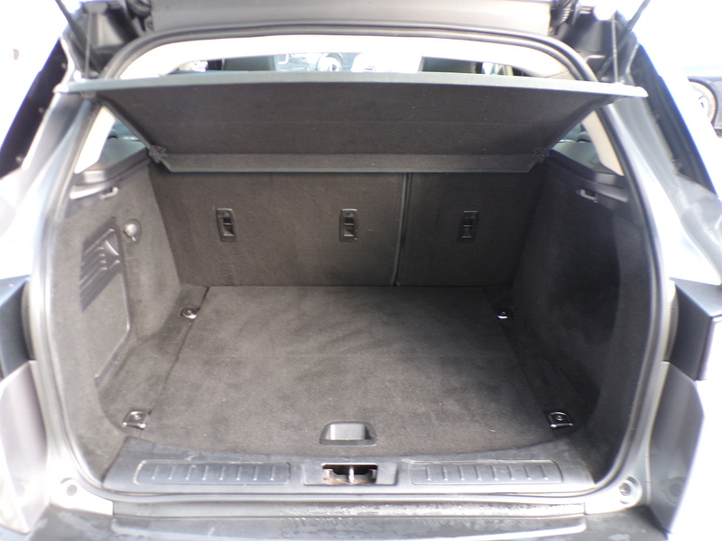 Land Rover Range Rover Evoque SD4 Pure Tech - U1735