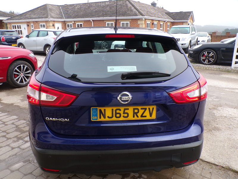 Nissan Qashqai DIG-T Visia - U1750