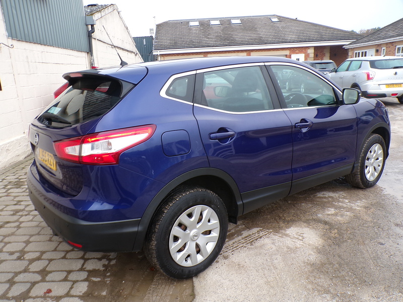 Nissan Qashqai DIG-T Visia - U1750