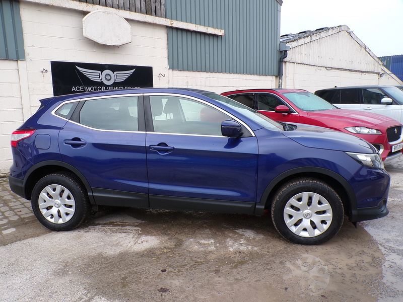 Nissan Qashqai DIG-T Visia - U1750