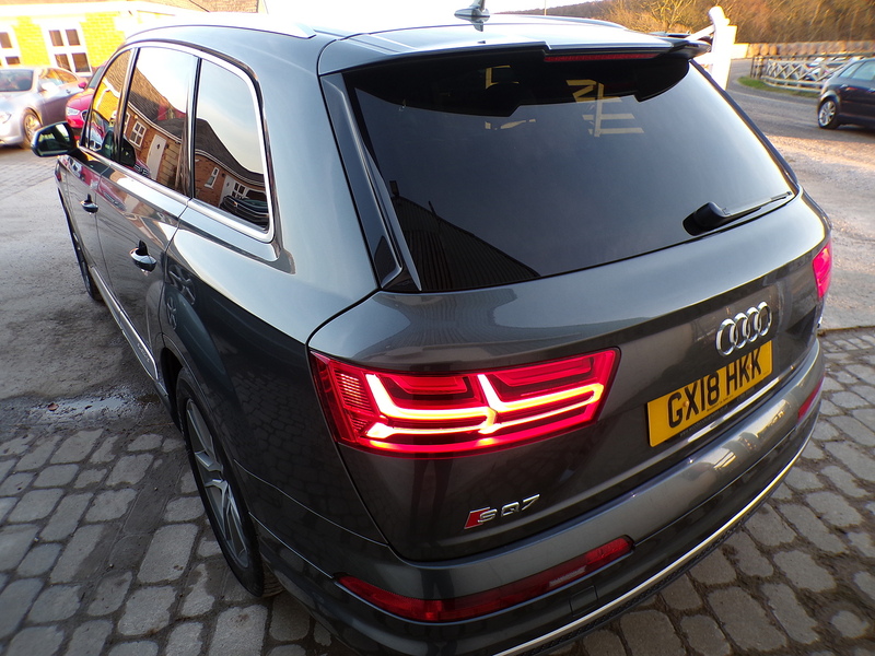 Audi SQ7 TDI V8 - U1763