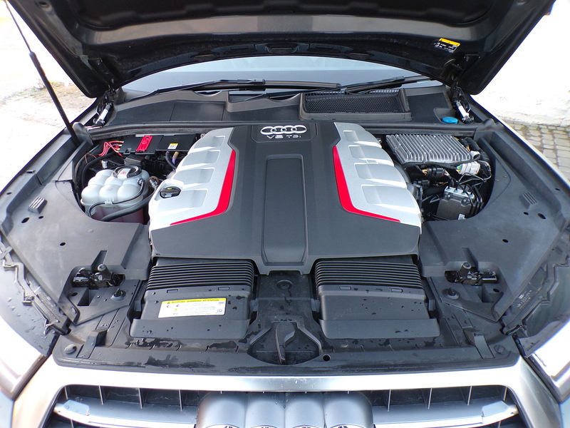 Audi SQ7 TDI V8 - U1763