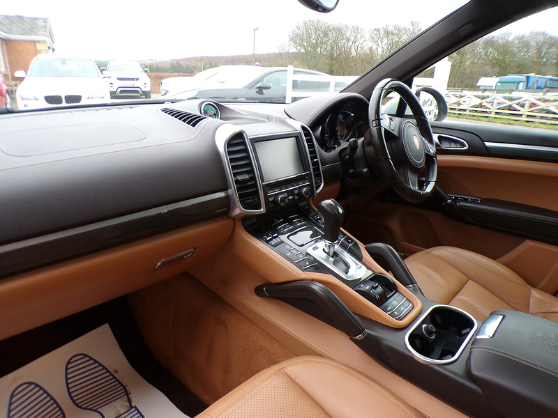 Porsche Cayenne TD V6 - U1765