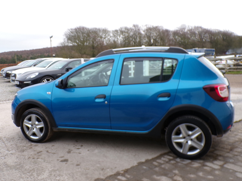 Dacia Sandero Stepway dCi Laureate - U1767
