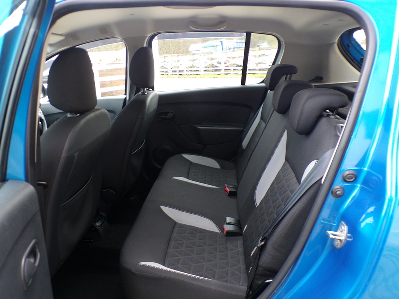 Dacia Sandero Stepway dCi Laureate - U1767