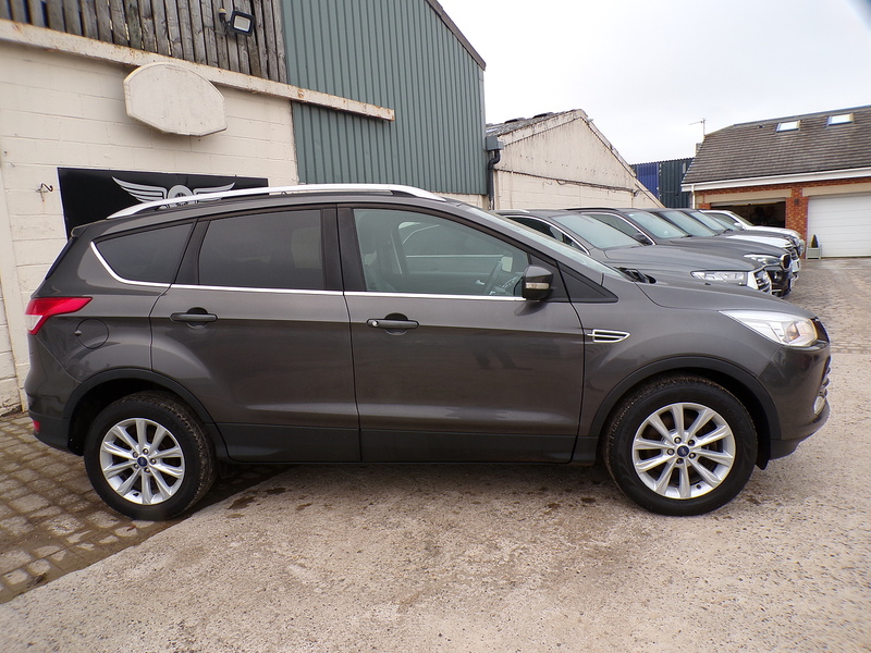 Ford Kuga TDCi Titanium - U1772