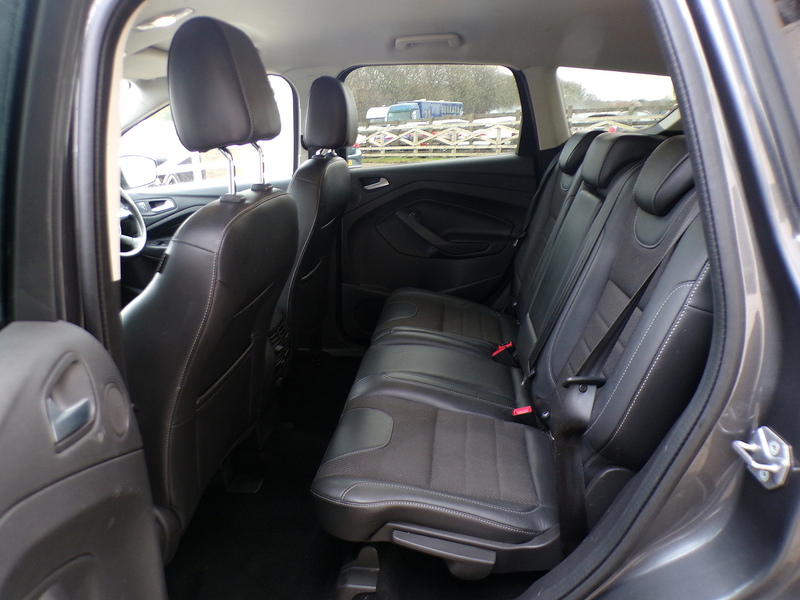 Ford Kuga TDCi Titanium - U1772