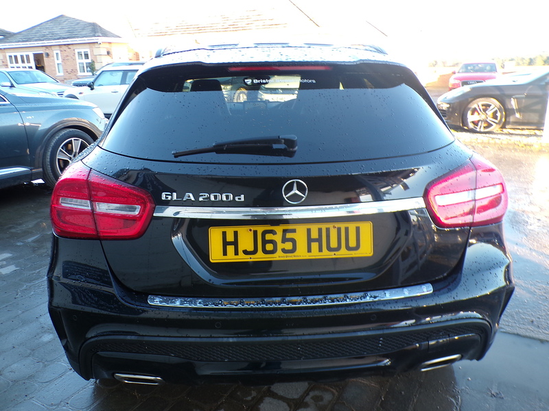 Mercedes-Benz GLA GLA200d AMG Line - U1779