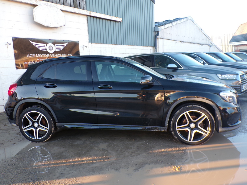 Mercedes-Benz GLA GLA200d AMG Line - U1779