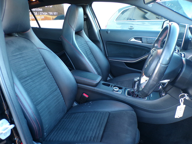 Mercedes-Benz GLA GLA200d AMG Line - U1779