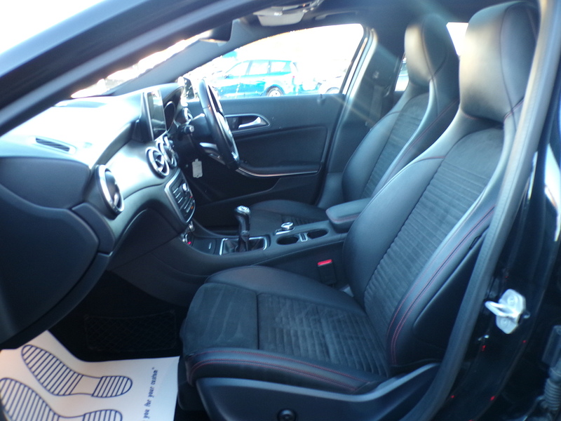 Mercedes-Benz GLA GLA200d AMG Line - U1779