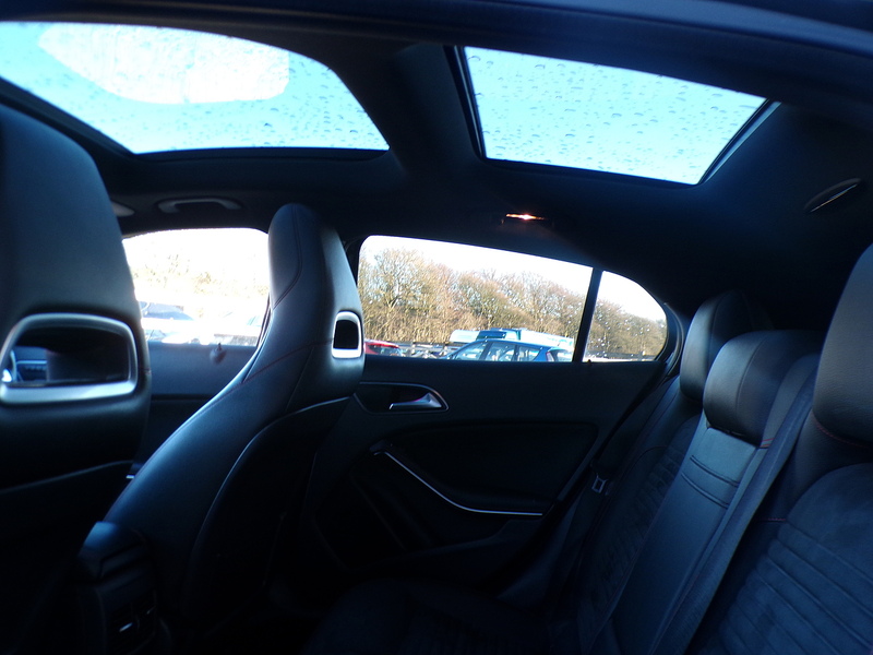 Mercedes-Benz GLA GLA200d AMG Line - U1779