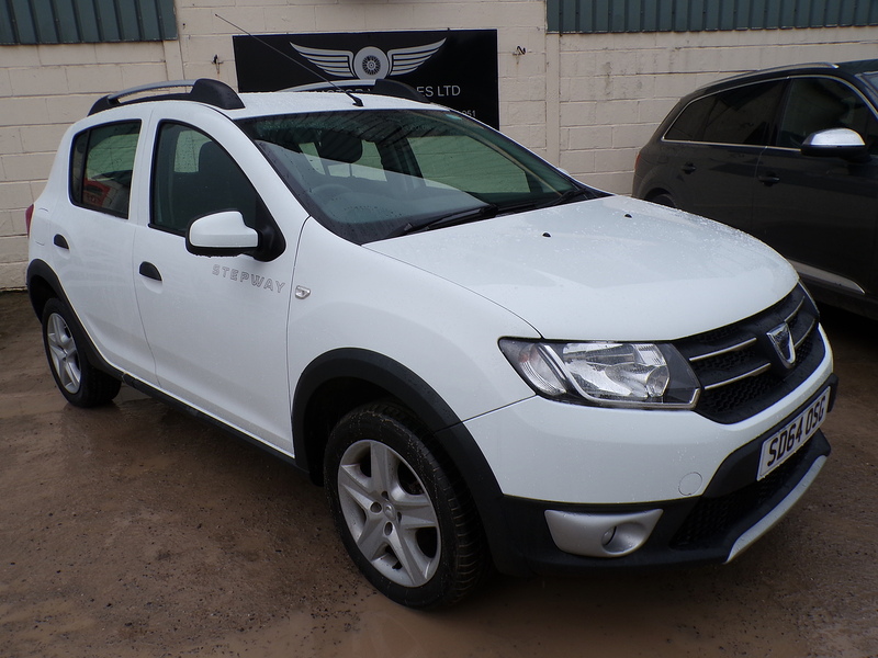 Dacia Sandero Stepway dCi Laureate - U1784