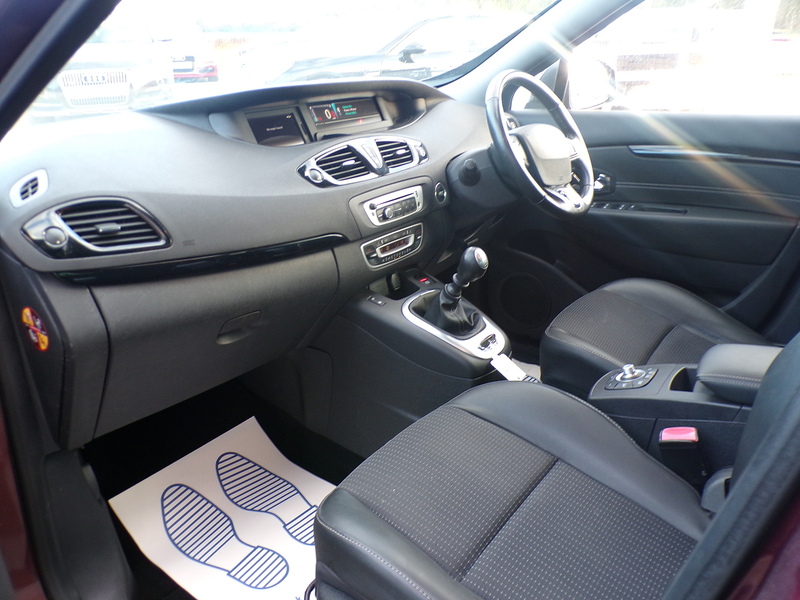 Renault Scenic dCi Dynamique Nav - U1786