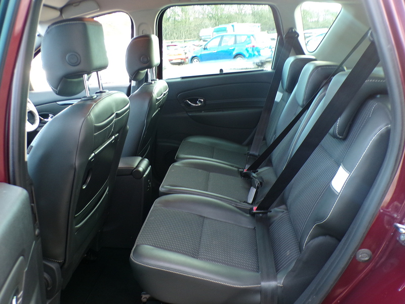 Renault Scenic dCi Dynamique Nav - U1786