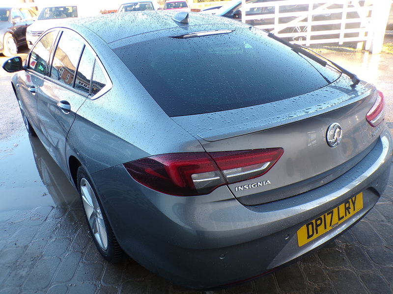 Vauxhall Insignia Turbo D ecoTEC BlueInjection SRi Nav - U1790