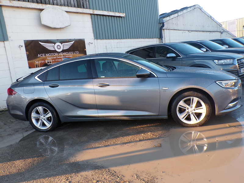 Vauxhall Insignia Turbo D ecoTEC BlueInjection SRi Nav - U1790
