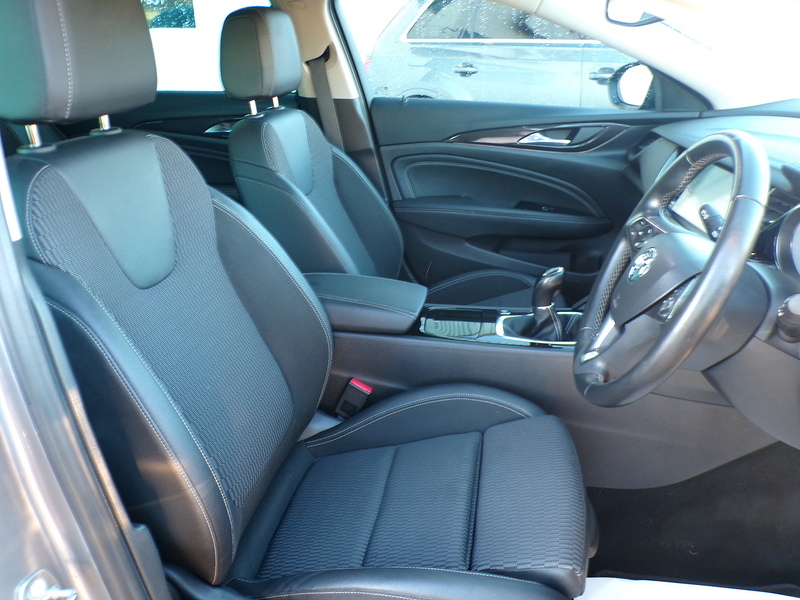 Vauxhall Insignia Turbo D ecoTEC BlueInjection SRi Nav - U1790