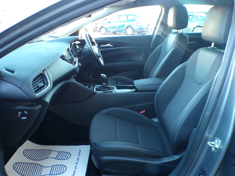 Vauxhall Insignia Turbo D ecoTEC BlueInjection SRi Nav - U1790