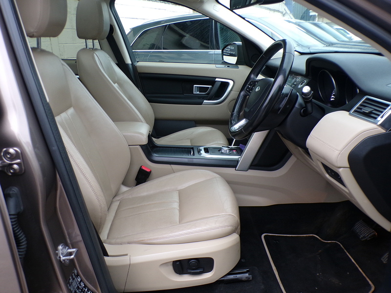 Land Rover Discovery Sport SD4 HSE - U1791