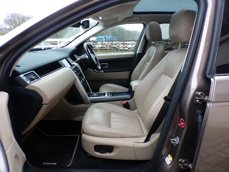Land Rover Discovery Sport SD4 HSE - U1791