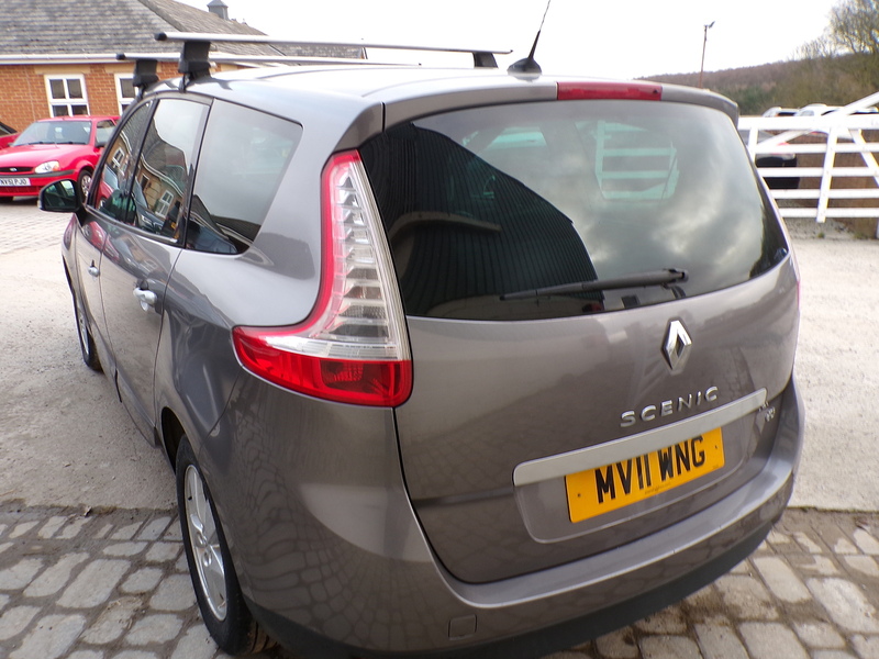 Renault Grand Scenic dCi Dynamique TomTom - U1792