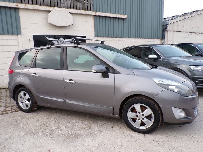 Renault Grand Scenic dCi Dynamique TomTom - U1792