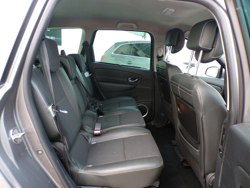 Renault Grand Scenic dCi Dynamique TomTom - U1792