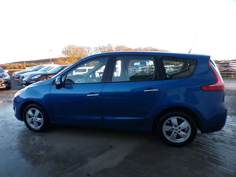 Renault Grand Scenic dCi Dynamique - U1798