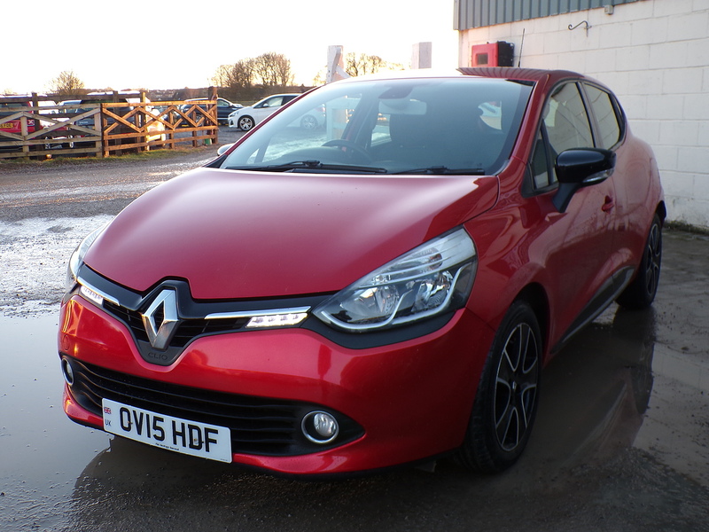 Renault Clio dCi Dynamique MediaNav - U1799