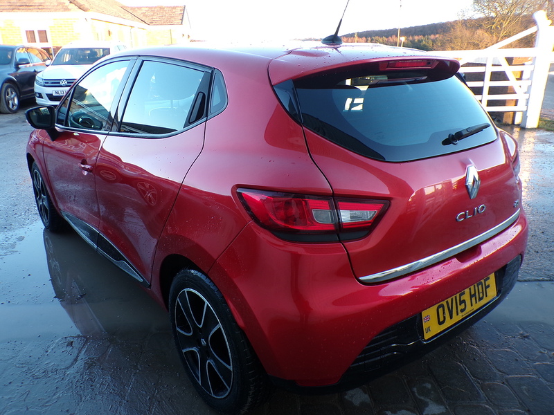 Renault Clio dCi Dynamique MediaNav - U1799