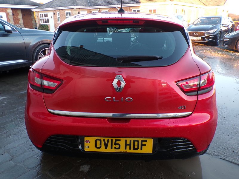 Renault Clio dCi Dynamique MediaNav - U1799