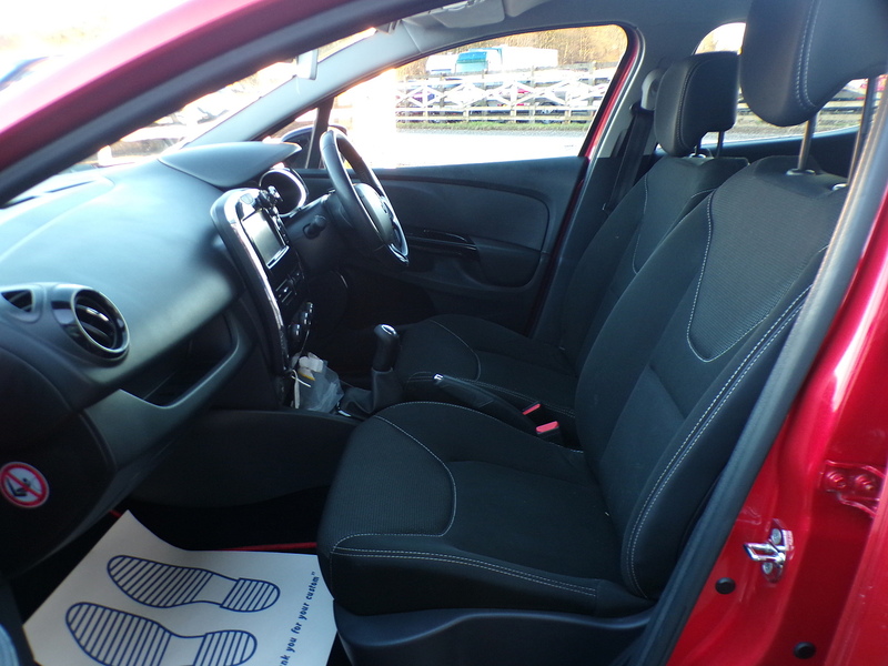 Renault Clio dCi Dynamique MediaNav - U1799