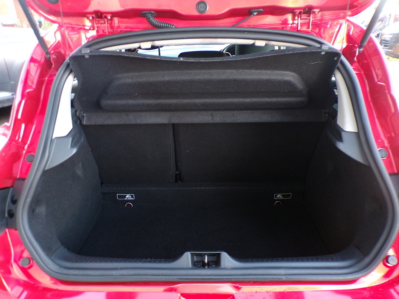 Renault Clio dCi Dynamique MediaNav - U1799