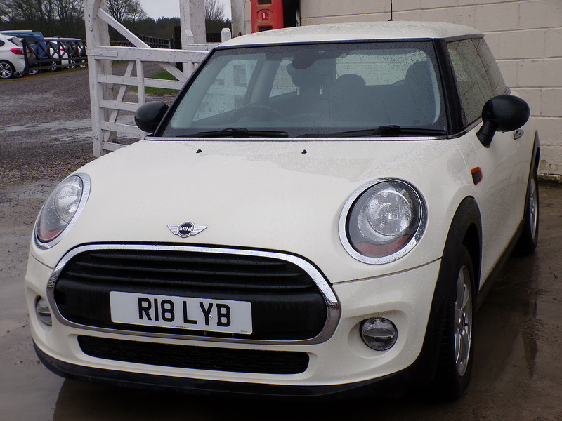 MINI Hatch One - U1803