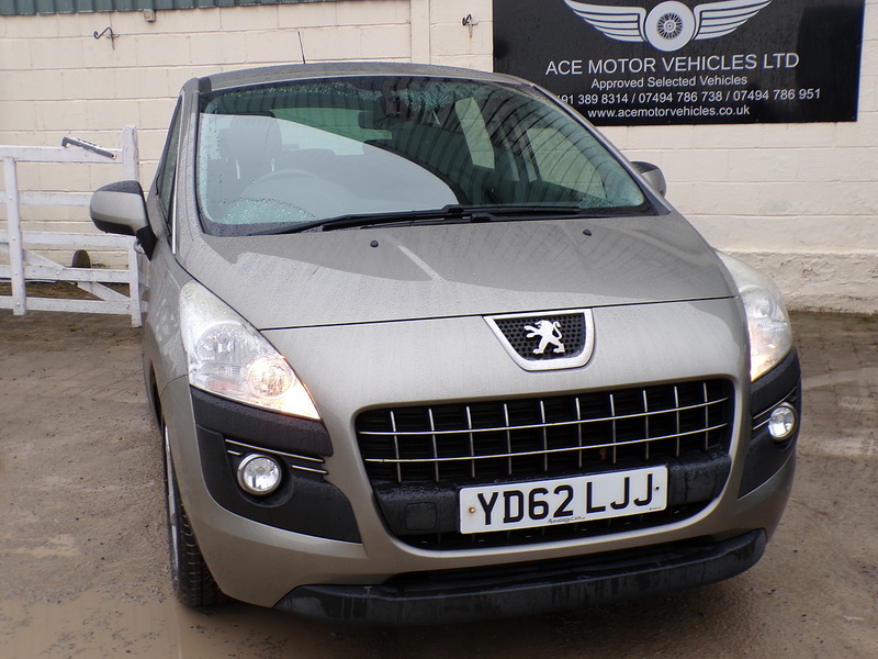 Peugeot 3008 HDi Active - U1804