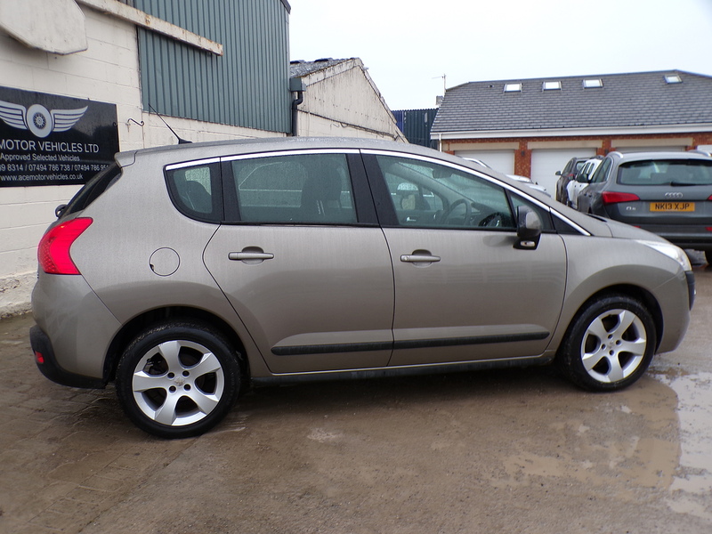 Peugeot 3008 HDi Active - U1804