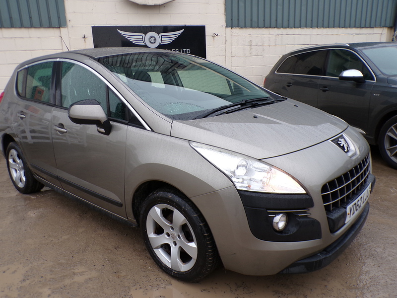 Peugeot 3008 HDi Active - U1804