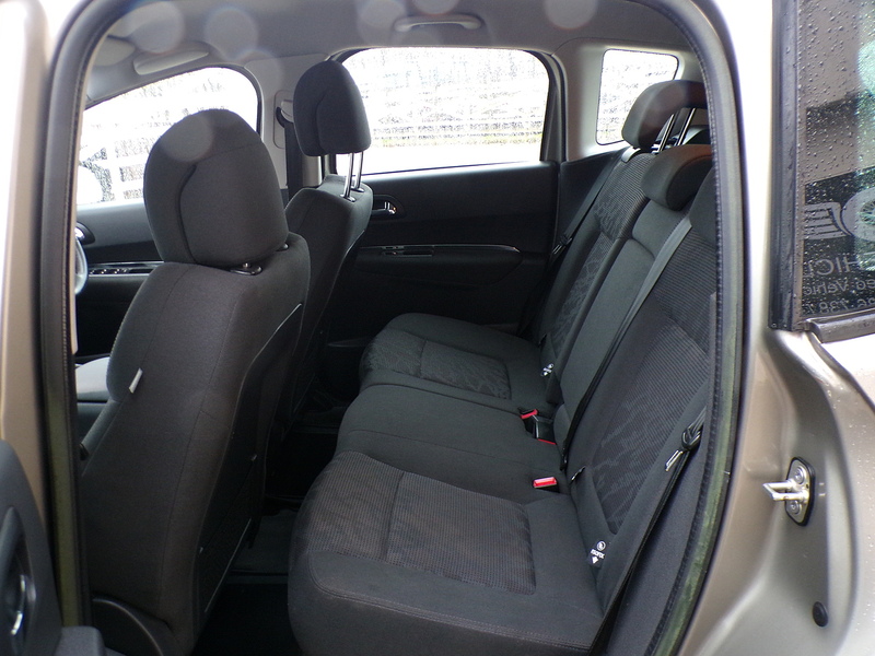 Peugeot 3008 HDi Active - U1804