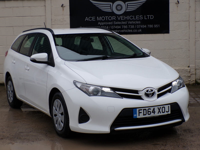 Toyota Auris D-4D Active - U1809