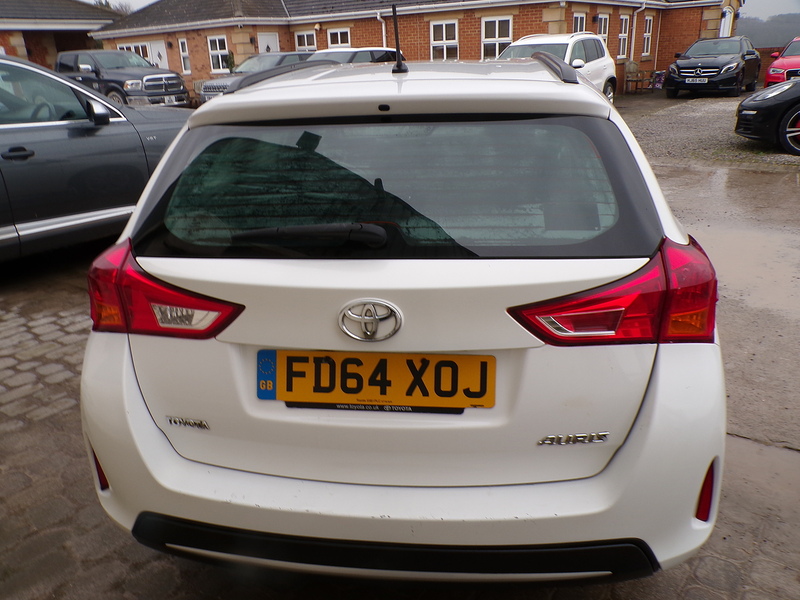 Toyota Auris D-4D Active - U1809