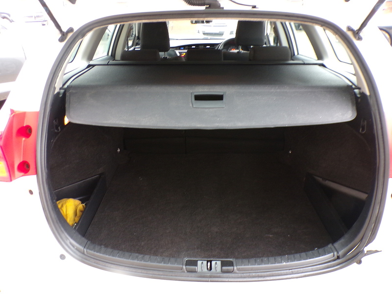 Toyota Auris D-4D Active - U1809