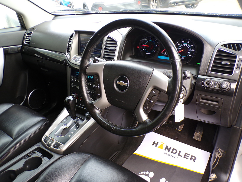 Chevrolet Captiva VCDi LTZ - U1818